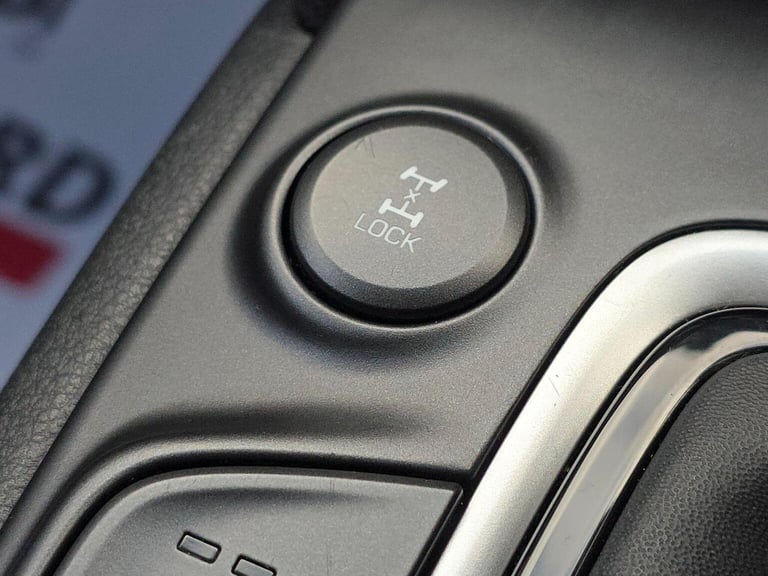 HYUNDAI KONA 1.6 T-GDi Premium GT DCT 4WD Euro 6 (s/s) 5dr 2019