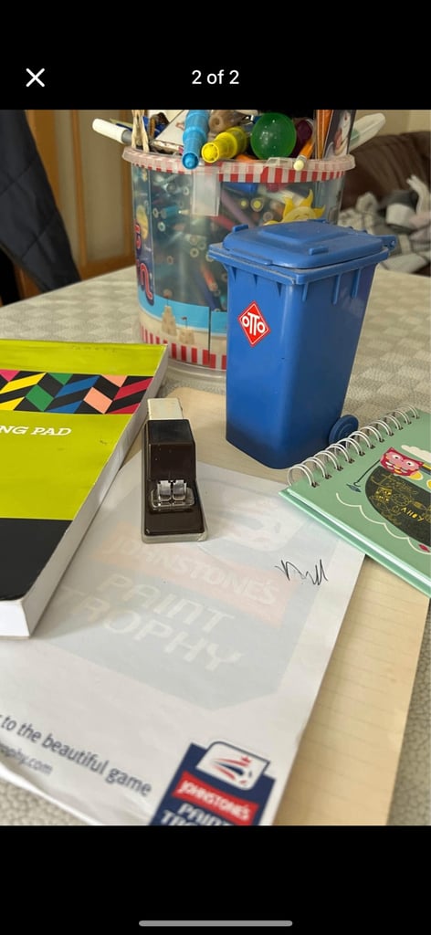 image for Various stationery items 
