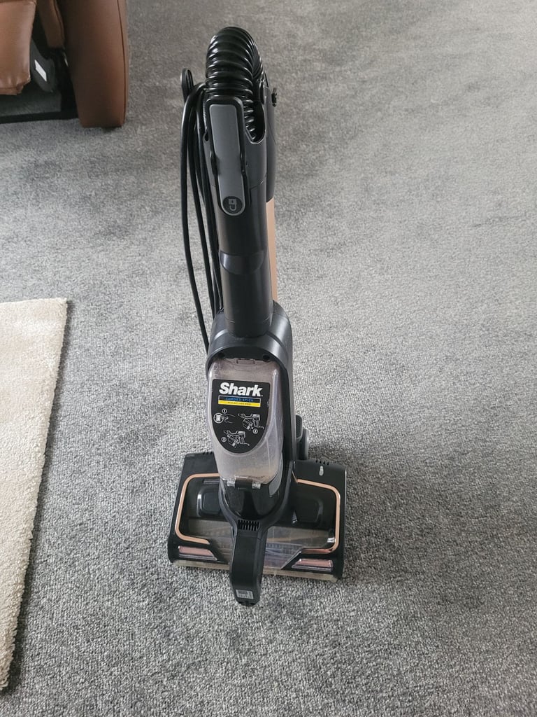 Shark hoover