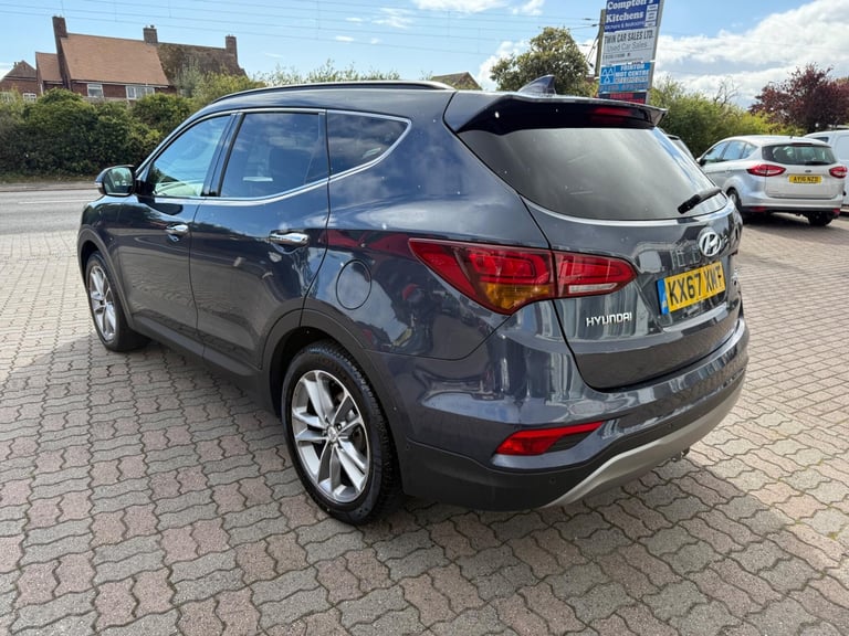 2017 Hyundai Santa Fe 2.2 CRDi Blue Drive Premium SE Auto 4WD Euro 6 (s/s) 5dr (7 Seat) ESTATE Di...