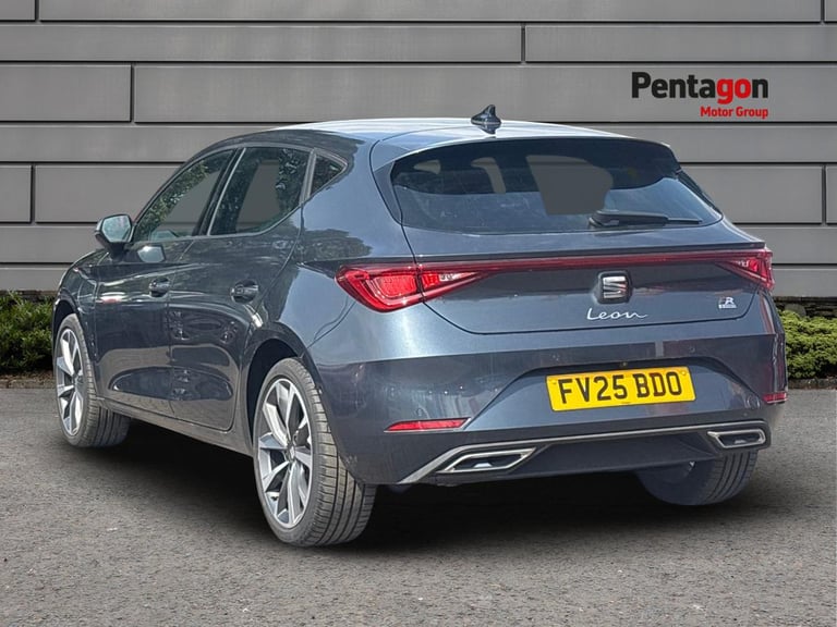  SEAT Leon e Hybrid 1.4 Ehybrid 13kwh Fr Sport Hatchback 5dr Petrol Plug In