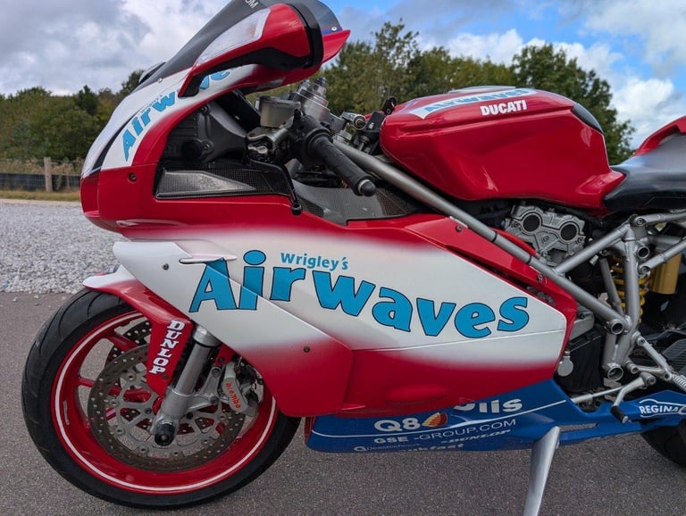 2005 DUCATI 749