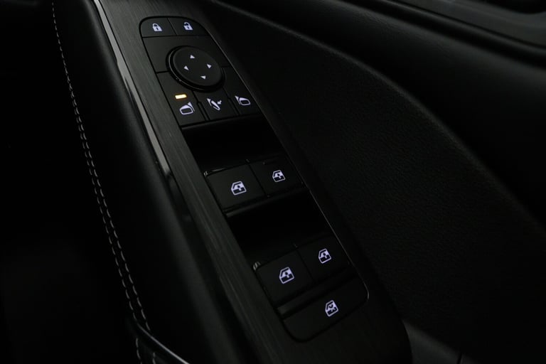 2022 Nissan Qashqai 1.3 DiG-T MH 158 N-Connecta 5dr Xtronic Hatchback Petrol Automatic