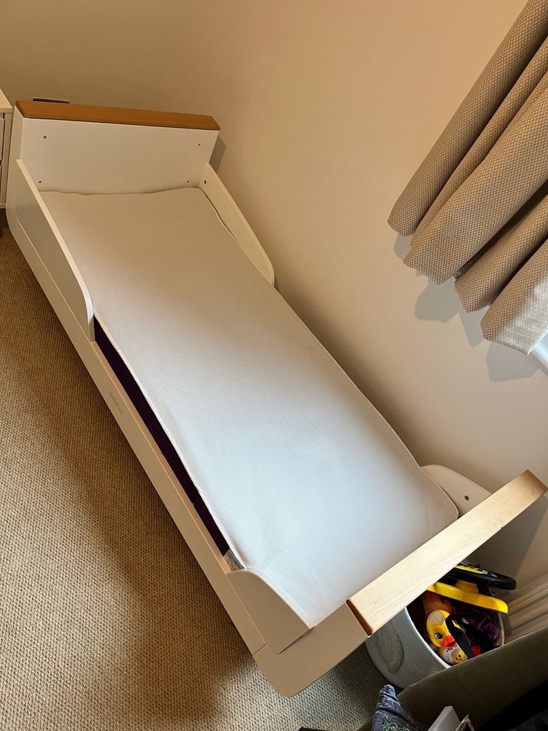 SnuzKot Skandi Junior Bed Natural with SnuzKot mattress.