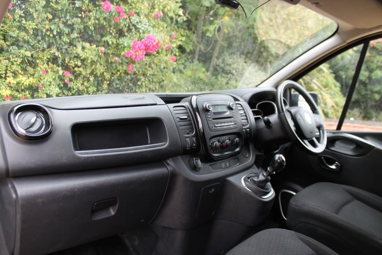 2018 Vauxhall Vivaro 2900 1.6CDTI 120PS Sportive H1 Van PANEL VAN Diesel Manual