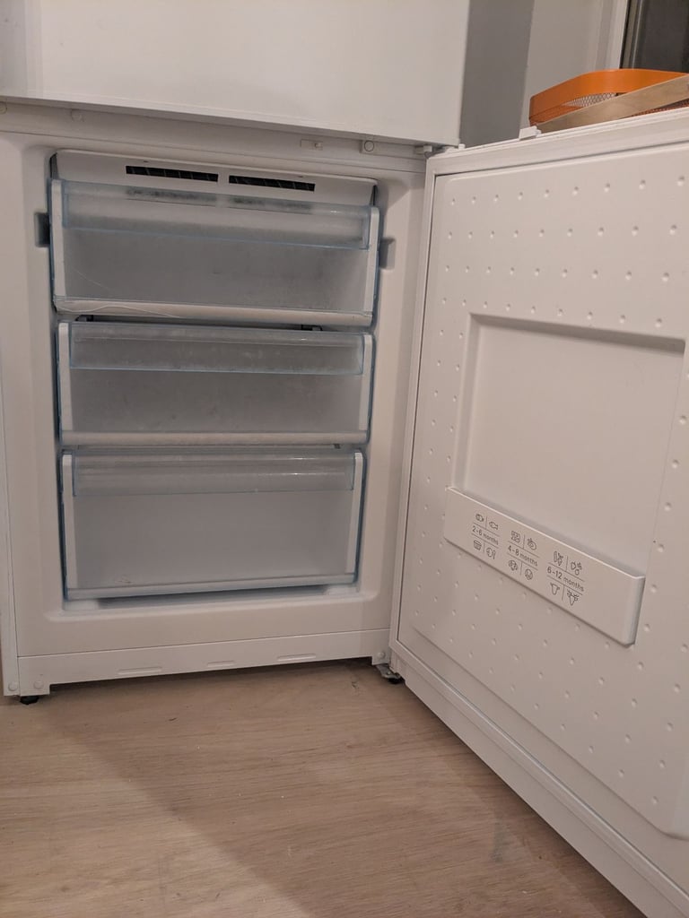 Bosch Free-standing fridge-freezer