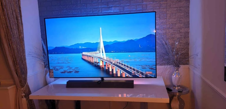 PHILIPS 65OLED935/12 65" 4K OLED HDR10+ DOLBY VISION 4 SIDED AMBILIGHT ANDROID TV  - RRP £1499