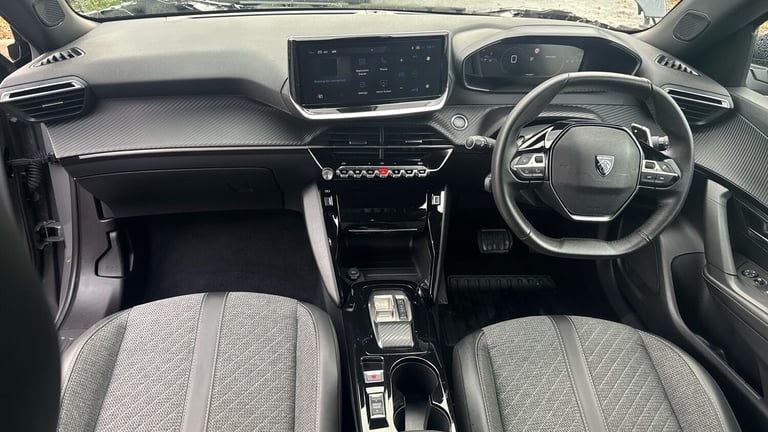 2024 Peugeot 2008 1.2 PureTech Allure SUV 5dr Petrol EAT Euro 6 (s/s) (130 ps) SUV Petrol Automatic