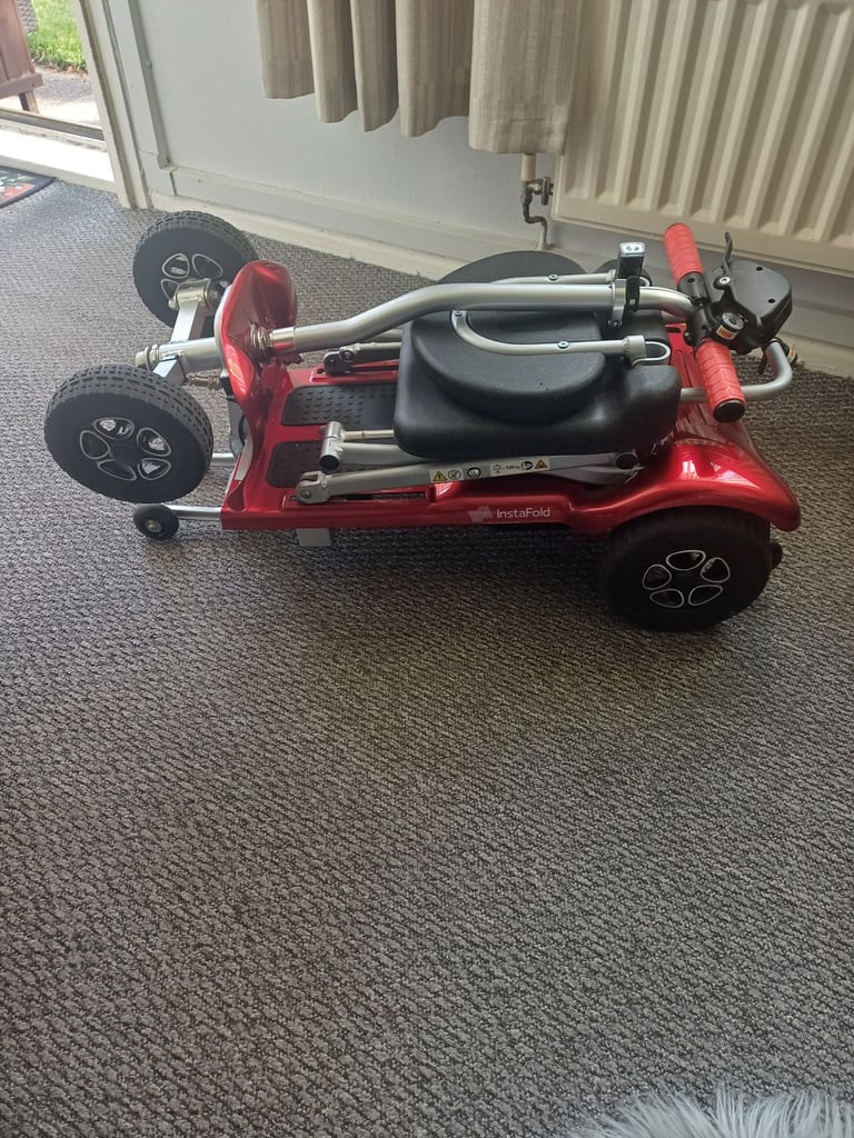 Instafold tm Scooter 