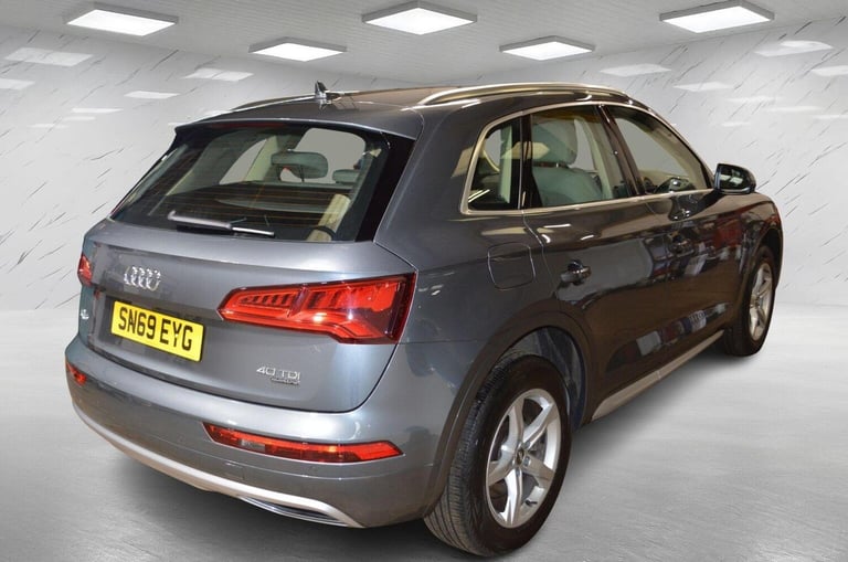 AUDI Q5 2.0 TDI 40 Sport S Tronic quattro Euro 6 (s/s) 5dr 2019