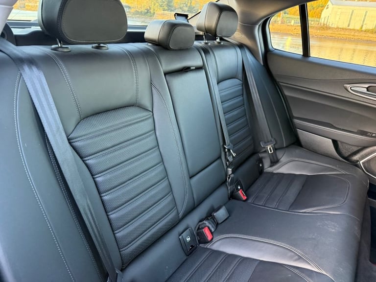 2020 20 ALFA ROMEO GIULIA 2.0T VELOCE SALOON 4DR PETROL GPF AUTO EURO 6 (S/S) (2