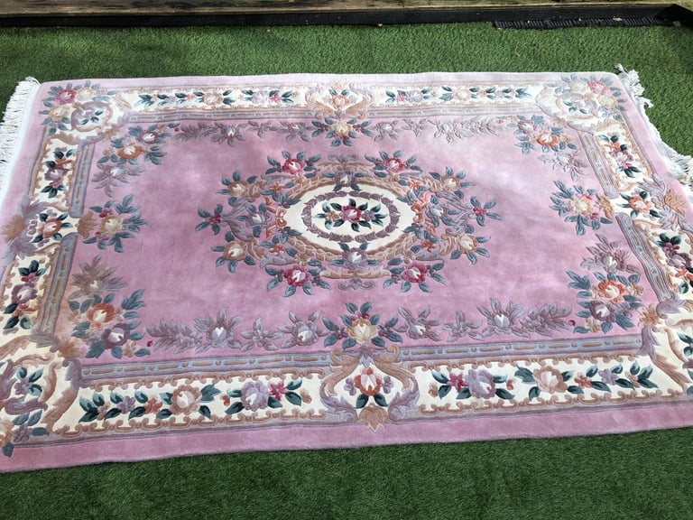 VINTAGE HANDMADE CHINESE STYLE WOOL RUG 273Cm x 182 Cm ,SPARE ROOM USE ONLY ,DELIVERY