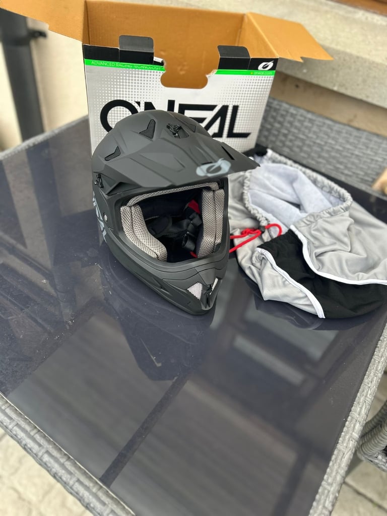 image for Helmet medium youth 