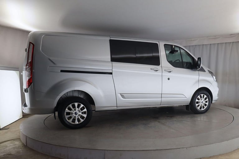  Ford Transit Custom 2.0 320 EcoBlue Limited Crew Van L2 H1 Euro 6 (s/s) 5dr (6 Seat) Diesel Manual