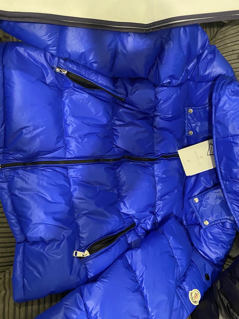 Moncler Jacket Coat Size 3 Men’s + Womens