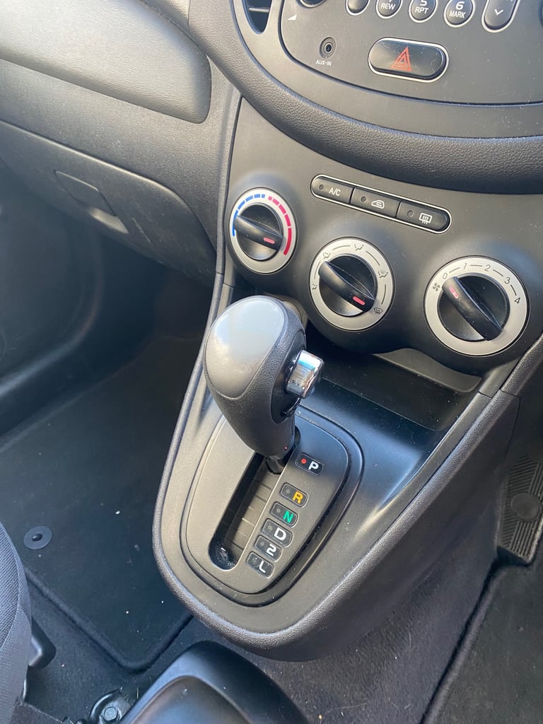Hyundai, I10, Hatchback, 2010, Other, 1248 (cc), 5 doors