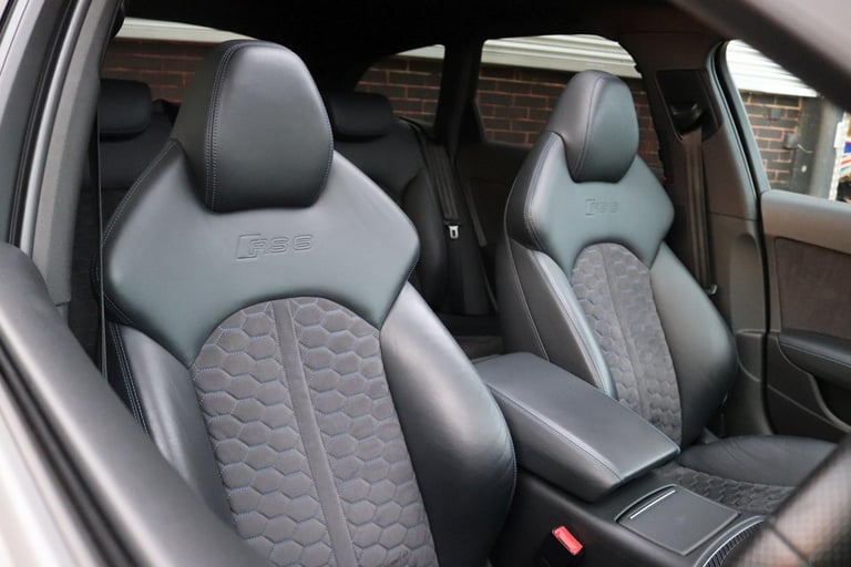 Audi RS6 Avant 4.0 TFSI V8 Performance Tiptronic quattro 2016 - STUNNING SPEC 