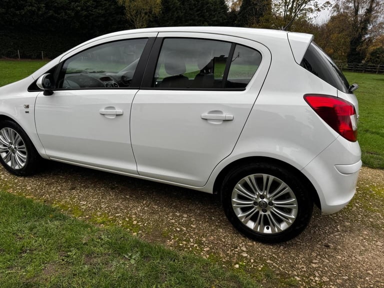 VAUXHALL CORSA 1.2 16V SE Euro 5 5dr 2014