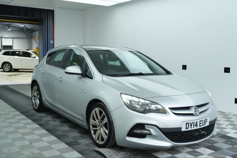 image for Vauxhall, ASTRA, Hatchback, 2014, Manual, 1598 (cc), 5 doors