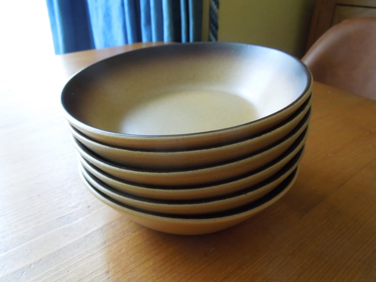 Honiton pottery