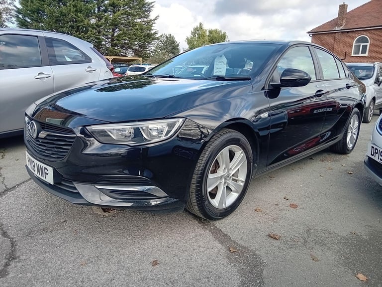 2018 Vauxhall Insignia 1.5i Turbo Design Grand Sport Euro 6 (s/s) 5dr HATCHBACK Petrol Manual