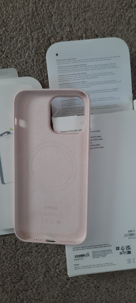 iPhone 14 Pro Max silicone case (magsafe in Chalk Pink) and magsafe wallet (Mulberry)