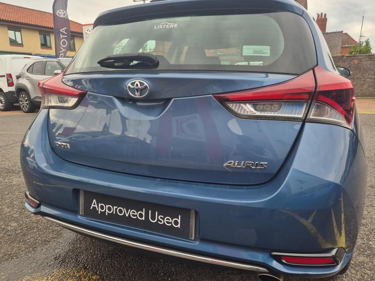 2016 Toyota Auris 1.6 D-4D Business Edition 5dr Hatchback Diesel Manual