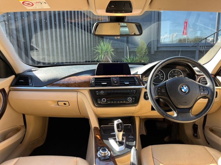 2013 BMW 3 Series 2.0 320d ED EfficientDynamics Business Saloon 4dr Diesel Auto Euro 5 (s/s)  Sal...