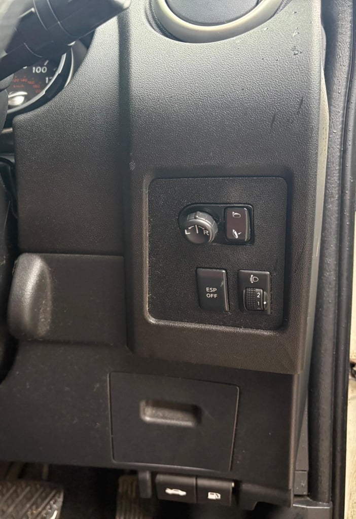  Nissan Qashqai 2.0 Acenta CVT 5dr Petrol Automatic