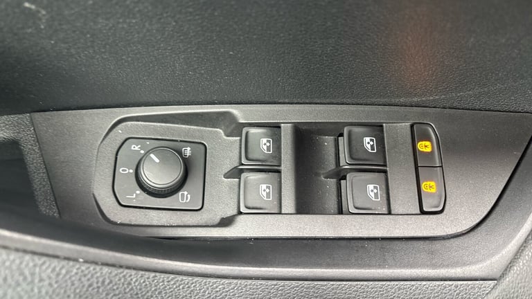 2024 Skoda Karoq 1.5 TSI Sportline 5dr ESTATE PETROL Manual