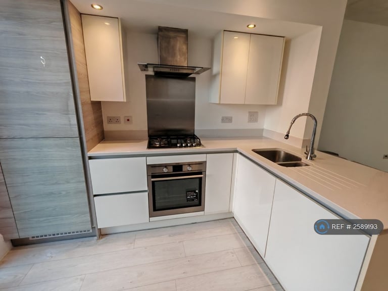 2 bedroom house in Candy Dene, Ebbsfleet Valley, Swanscombe, DA10 (2 bed) (#2589193)