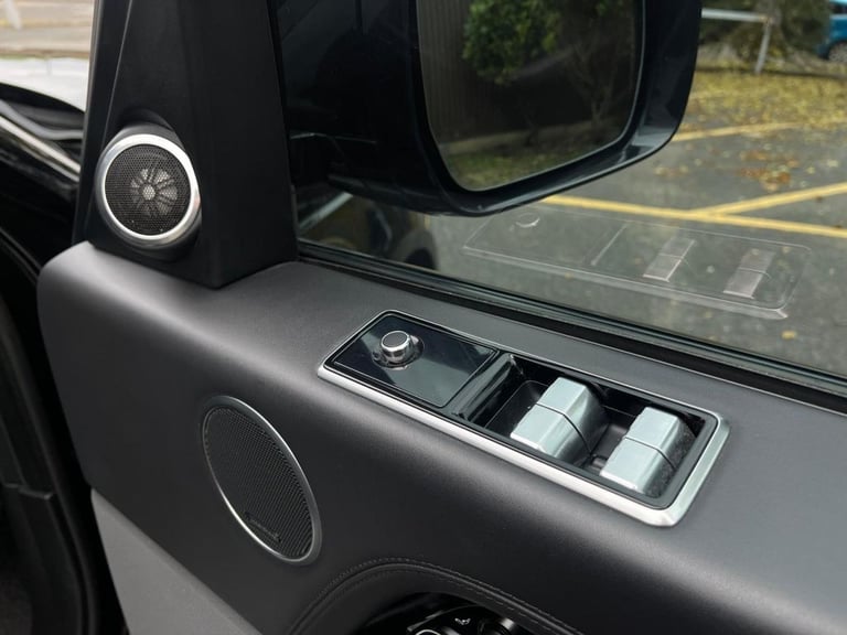 2020 Land Rover Range Rover 3.0 SD V6 Autobiography SUV 5dr Diesel Auto 4WD Euro 6 (s/s) (275 ps)...