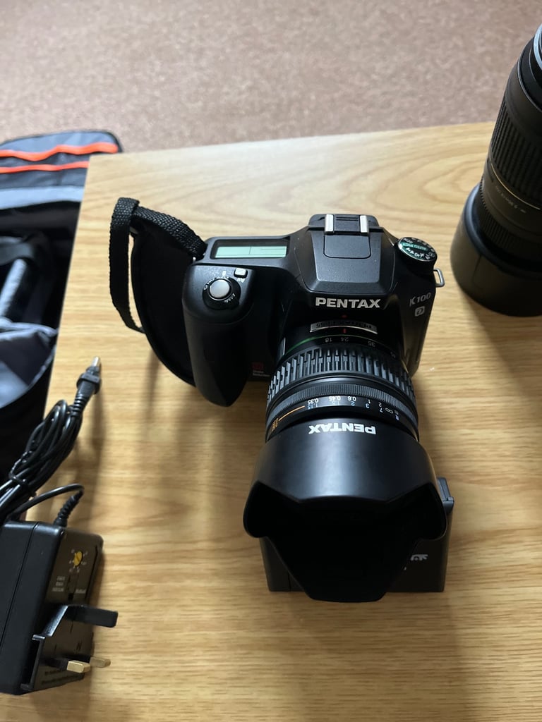 Vintage digital camera, mint condition 