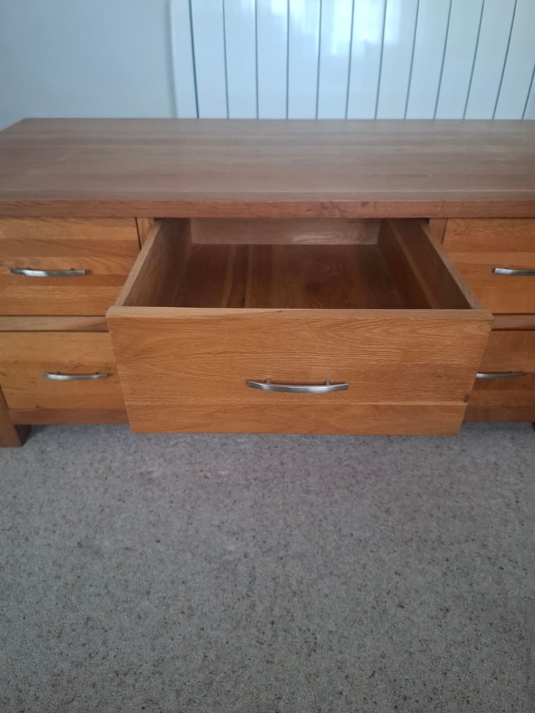 3 matching Solid Oak coffee tables / TV cabinet