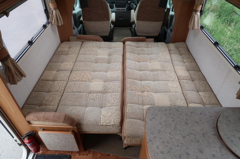 2007 AUTOCRUISE STARBURST 