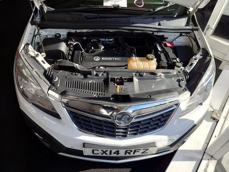 2014 Vauxhall Mokka 1.6 Exclusiv 2WD Euro 5 (s/s) 5dr HATCHBACK Petrol Manual
