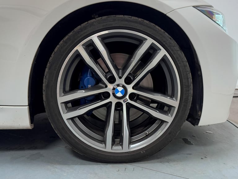 2019 BMW 3 Series 320i M Sport Shadow Edition Saloon SALOON Petrol Automatic