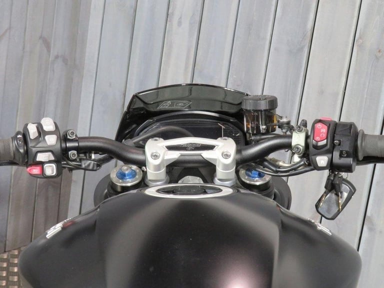 2018 67 TRIUMPH SPEED TRIPLE 1050 RS