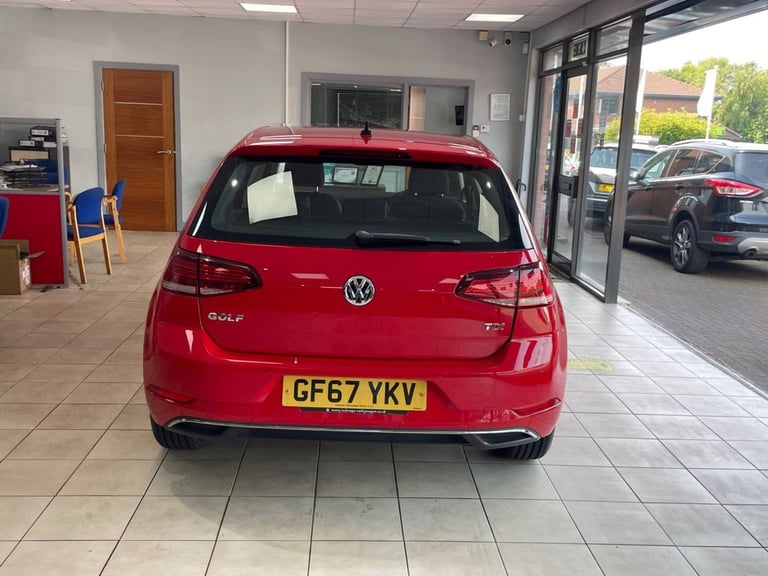 2017 Volkswagen Golf 1.6 TDI SE Nav Hatchback 5dr Diesel DSG Euro 6 (s/s) (115 ps) Hatchback Dies...