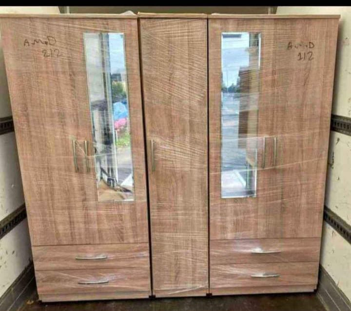 Fully assembled wardrobe,Chest of drawers And Besdside Tables For Sale Home Delivery