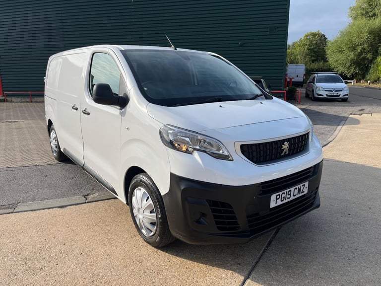 image for 2019 Peugeot Expert 1.5 BlueHDi 1000 Professional Standard Panel Van MWB Euro 6 (s/s) 6dr PANEL V...