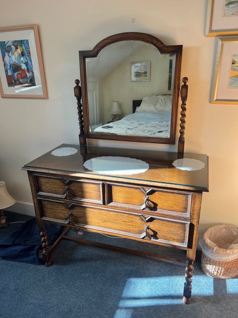 Antique Bedroom Set 