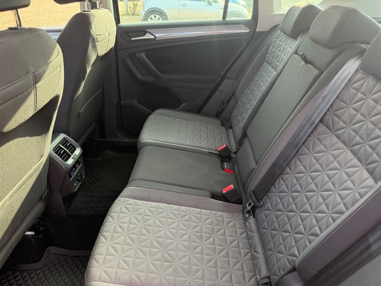 2021 Volkswagen Tiguan 1.5 TSI Life SUV 5dr Petrol Manual Euro 6 (s/s) (150 ps) SUV Petrol Manual