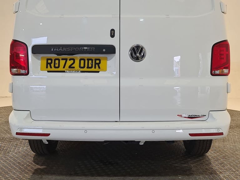 VOLKSWAGEN TRANSPORTER 2.0 TDI T30 P/V HIGHLINE FWD 150 BHP SWB DIESEL