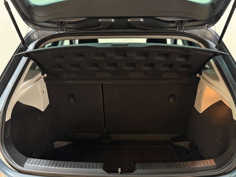 2017 SEAT Leon 1.2 TSI SE Dynamic Technology Euro 6 (s/s) 5dr Hatchback Petrol Manual