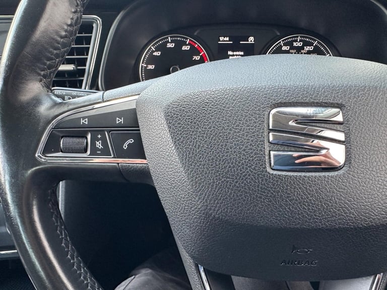 2015 SEAT Leon 1.2 TSI SE Sport Tourer Euro 6 (s/s) 5dr ESTATE Petrol Manual