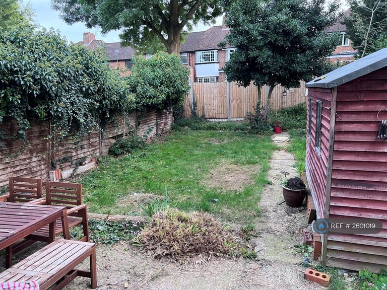 3 bedroom house in Beatty Road, Stanmore, HA7 (3 bed) (#2601019)