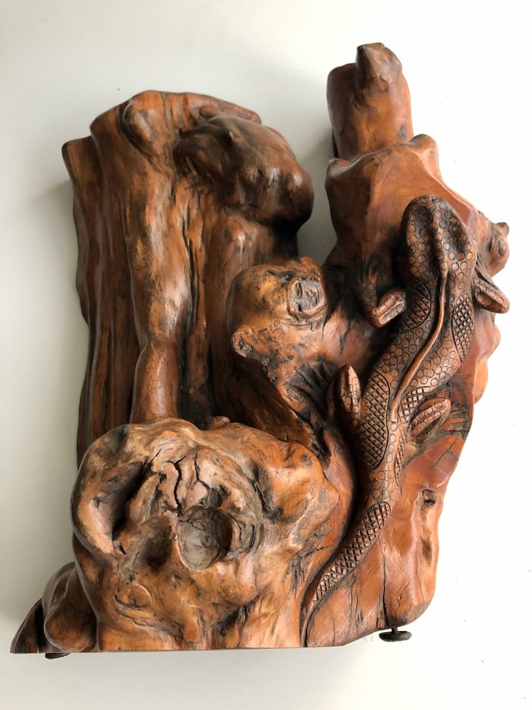image for Lizard carving in teakwood 