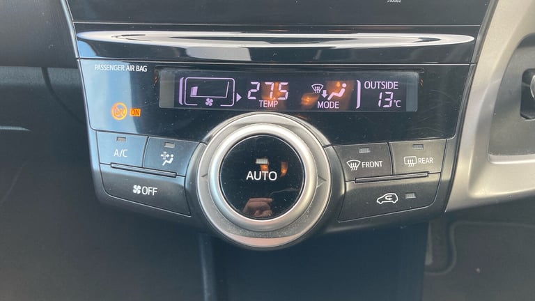 2019 Toyota Prius+ 1.8 VVTi Excel TSS 5dr CVT Auto Hybrid Estate Estate Hybrid Automatic