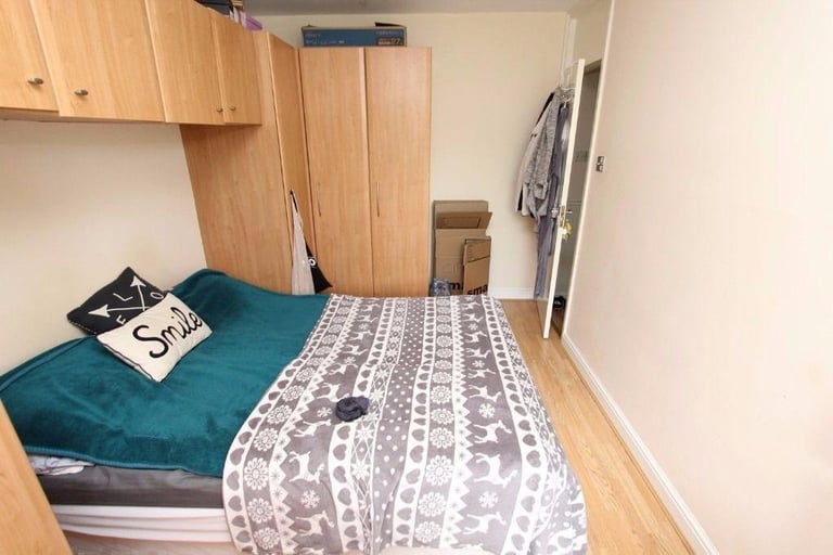 Double room available now 